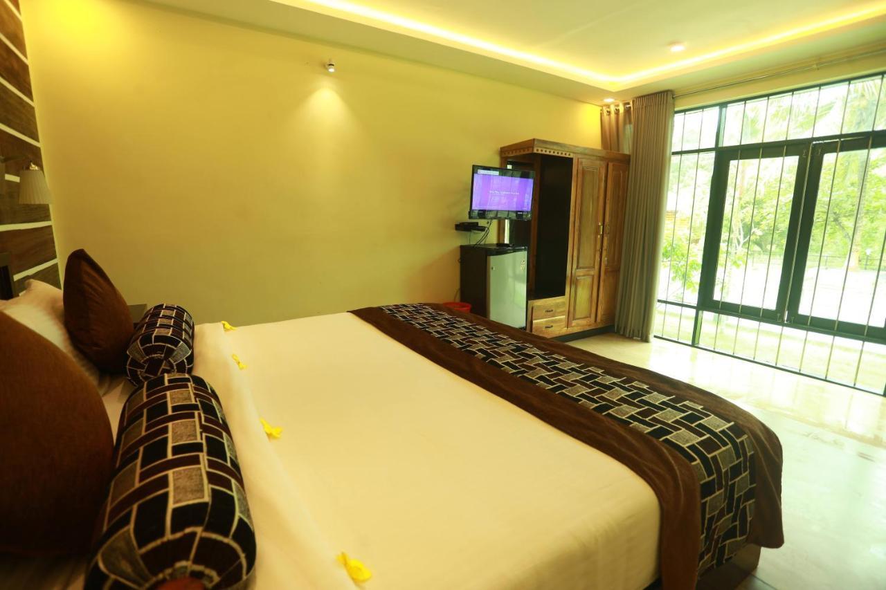 Lara Lake View Resort Thiruvananthapuram Eksteriør billede